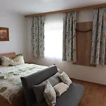 Ebner 4* ميلستاف